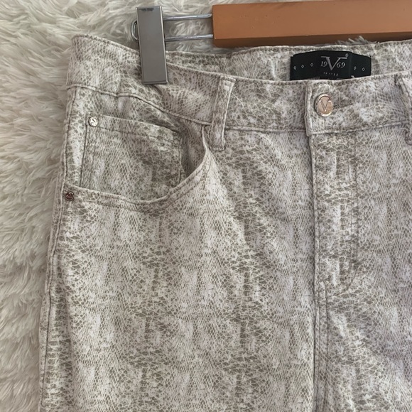 Versace 19•69 Italia Snake Skin Printed Cotton Pants. - Picture 6 of 9